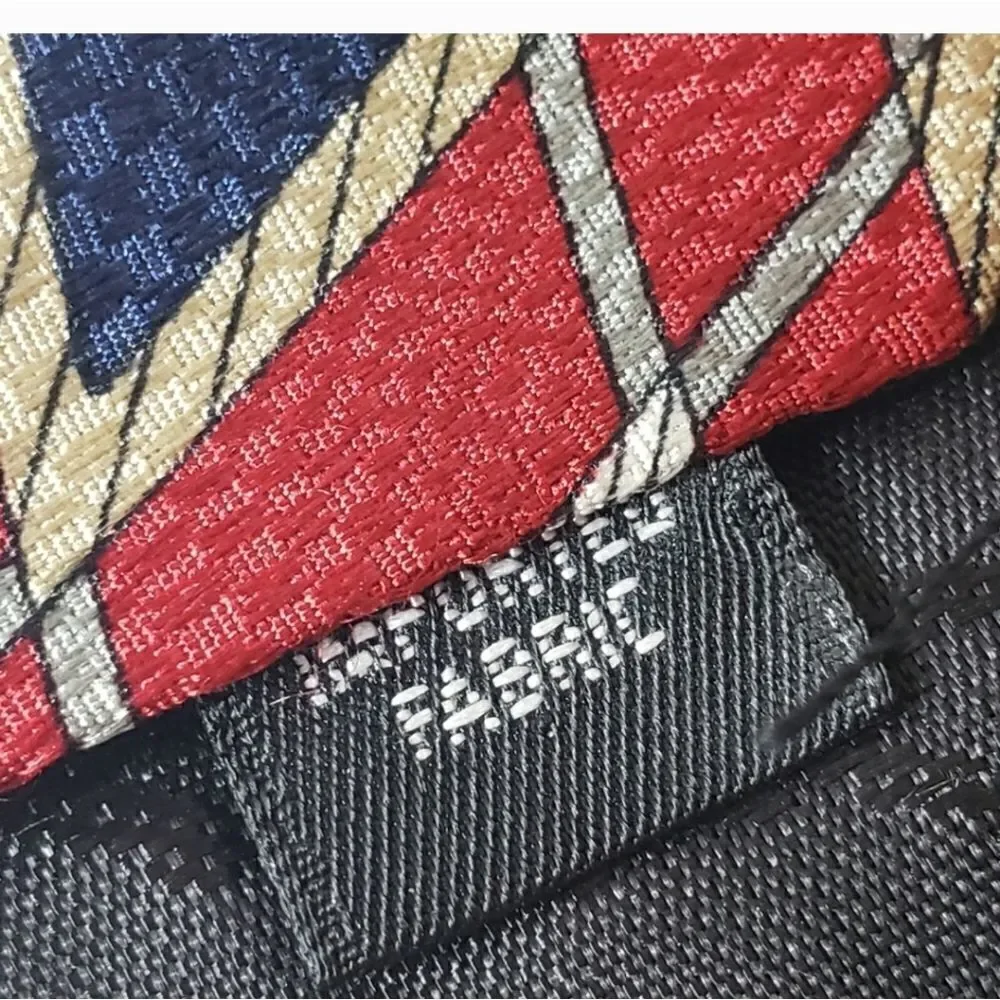 KENNETH COLE NEW YORK Geometric Print Classic Neck Tie